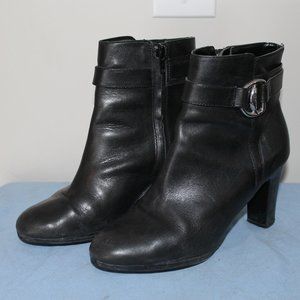 Ralph Lauren classic black heels